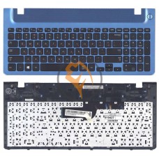 Клавіатура для ноутбука Samsung 355V5C чорна з топ панеллю, синяя RU